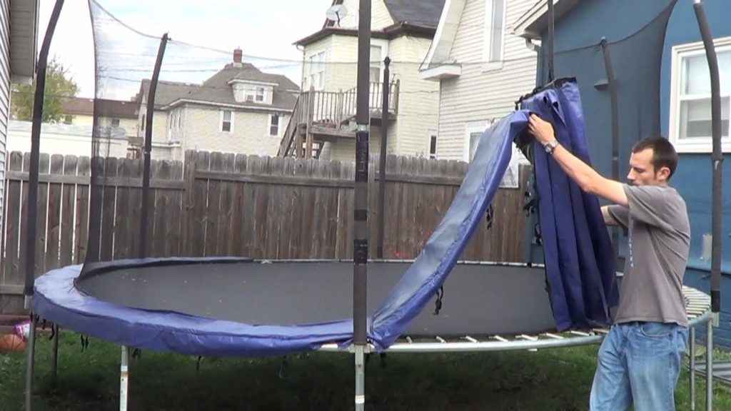 How to disassemble a trampoline ring